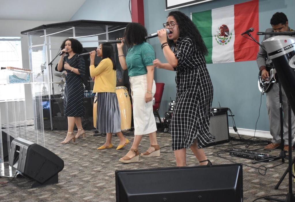 Ministerio de Alabanzas y Adoracion